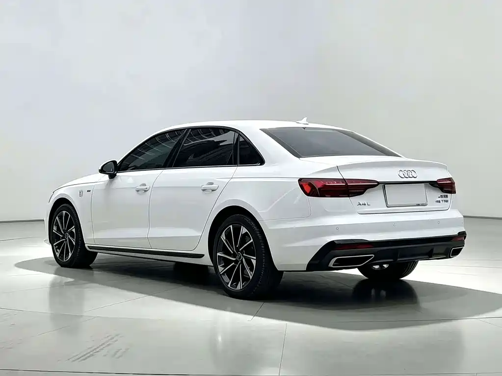 Audi A4L — миниатюра 12