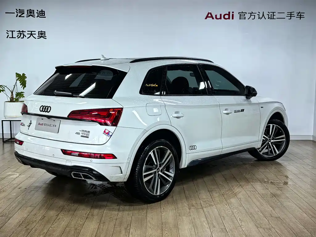 Audi Q5L — миниатюра 4