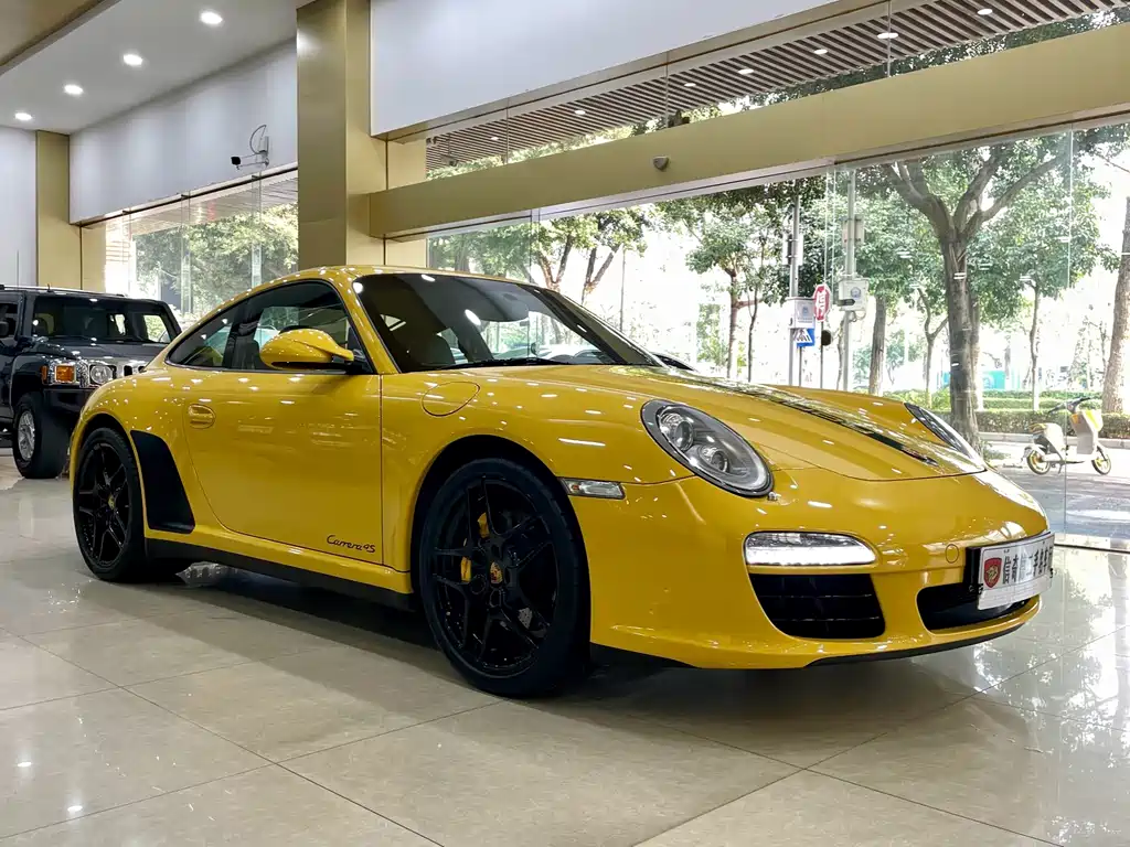 Porsche 911 2010 Carrera 4S 3.8L