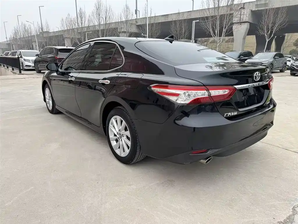 Toyota Camry id 4669233 из Китая 18