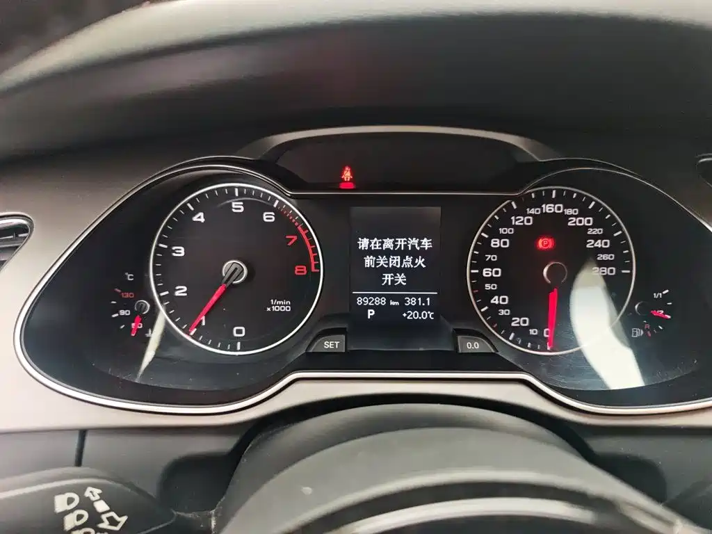 Audi A4L — миниатюра 12