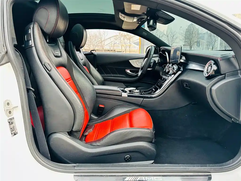 MERCEDES-BENZ C CLASS AMG