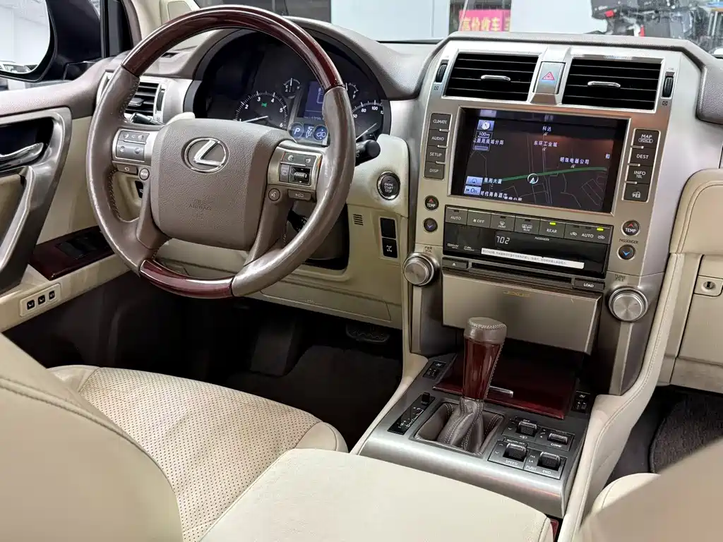 Lexus GX — миниатюра 4