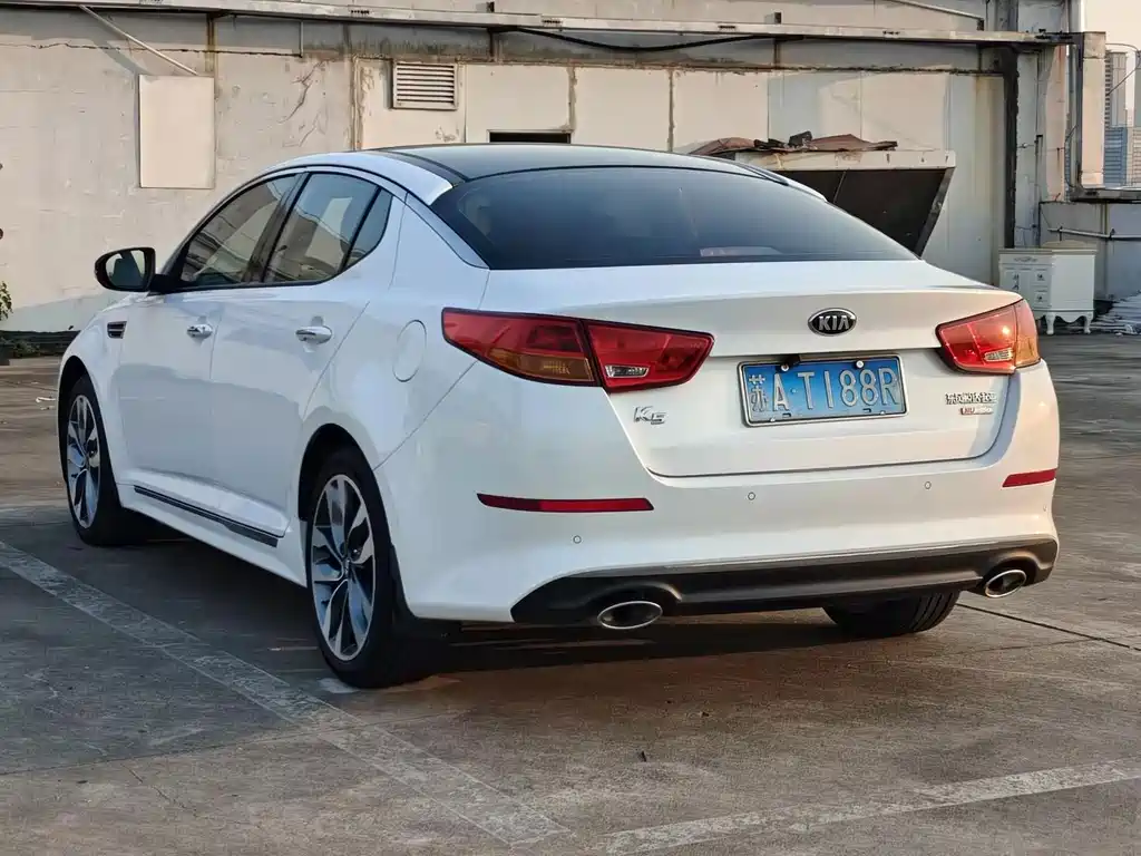 Kia K5 — миниатюра 4