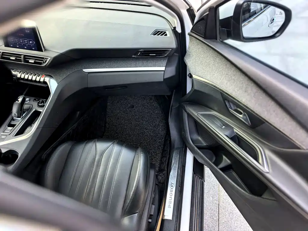 Peugeot 4008 — миниатюра 13