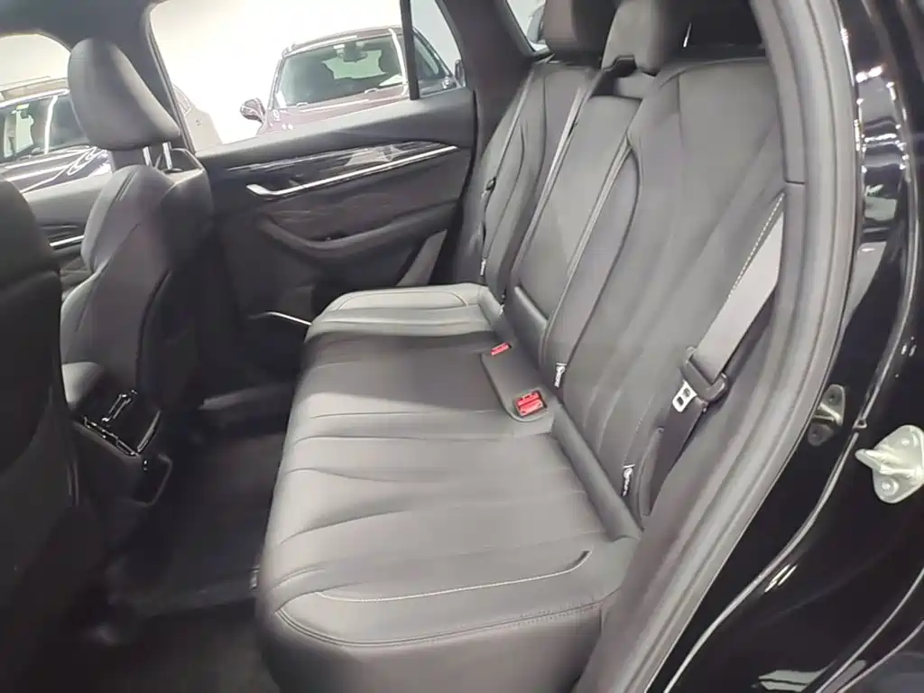 Geely Xingyue L — миниатюра 17