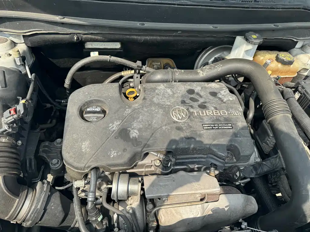 Buick Envision Plus — миниатюра 10