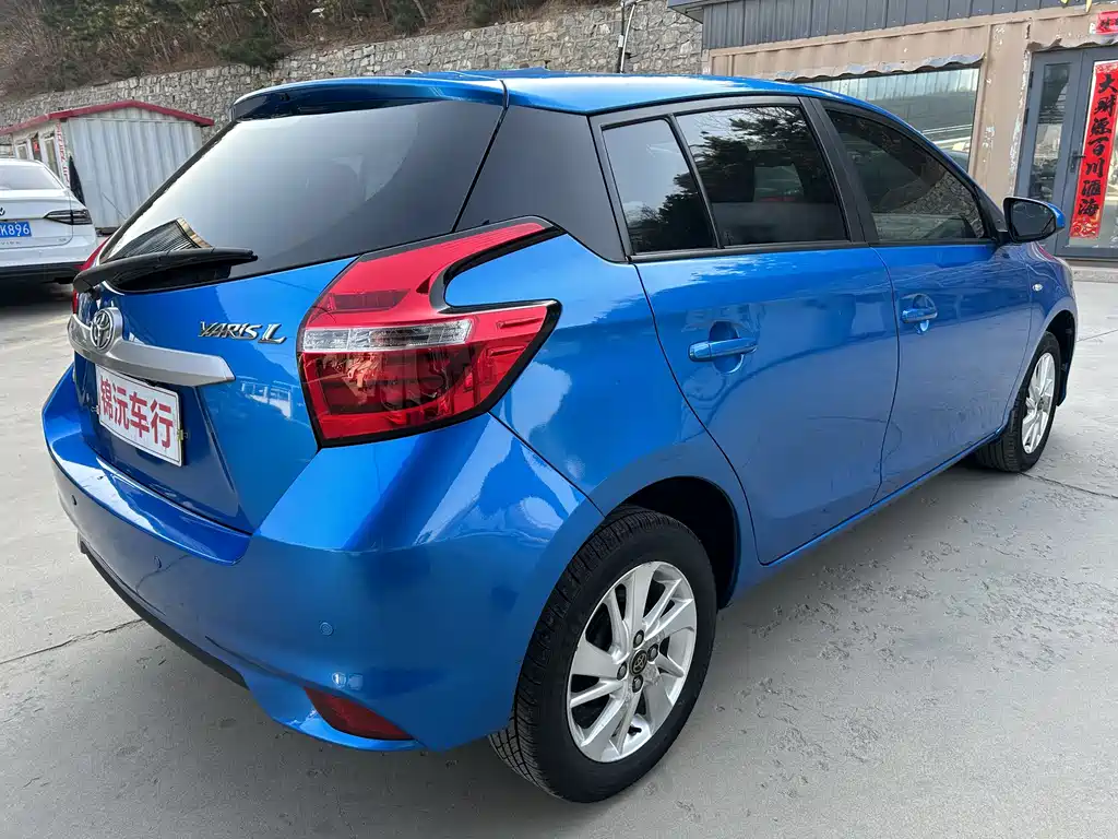 TOYOTA YARIS L ZHIXUAN