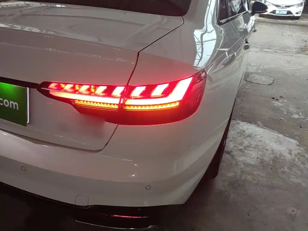 Audi A4L — миниатюра 8