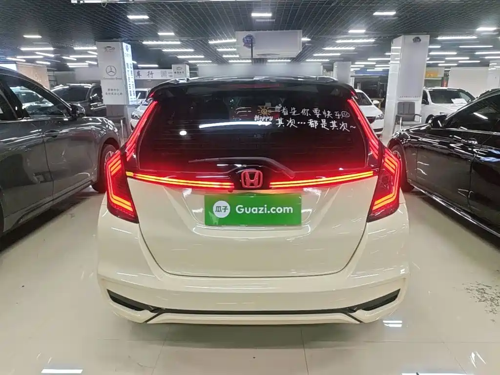 Honda Fit — миниатюра 6