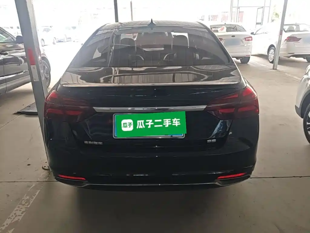 Geely Emgrand — миниатюра 6