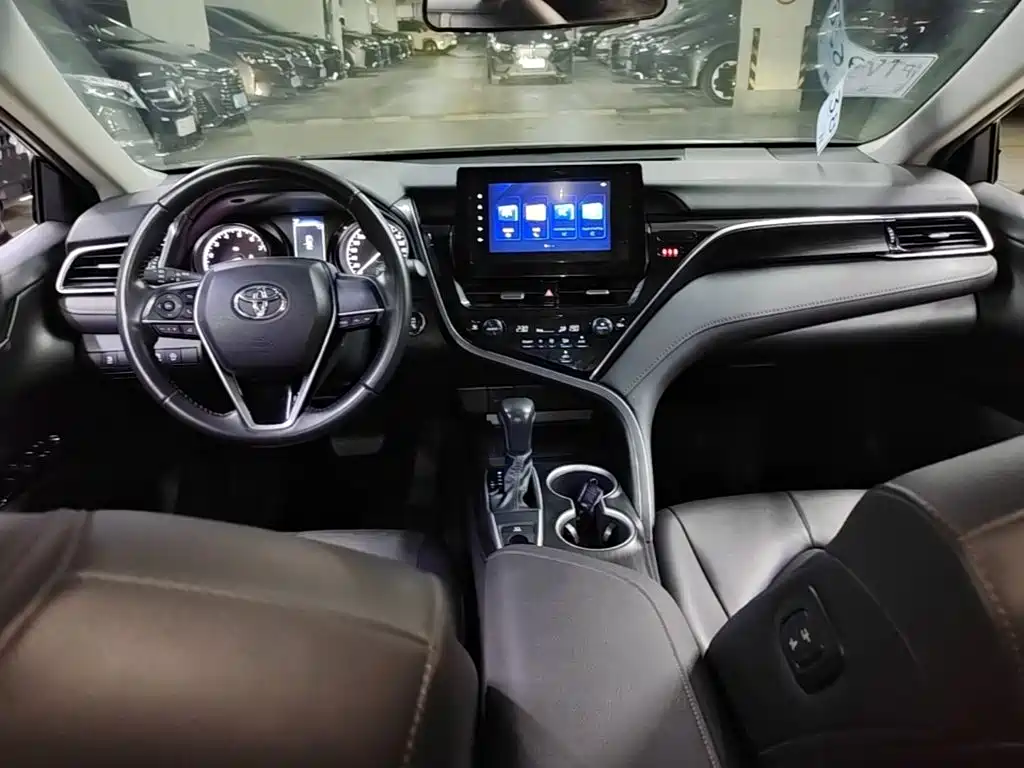 Toyota Camry 2023 2.0GVP Lead