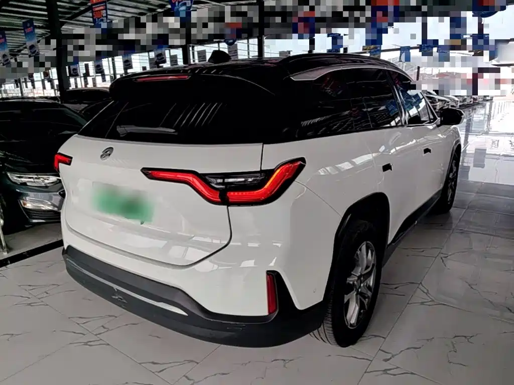 NIO ES6 — миниатюра 5