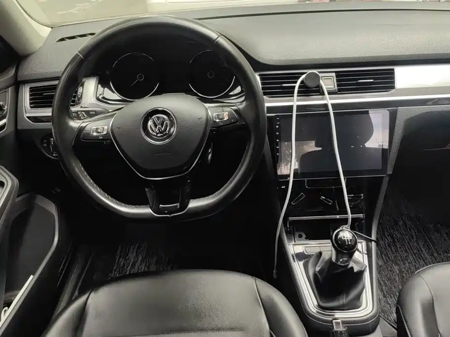 Volkswagen Bora — миниатюра 13