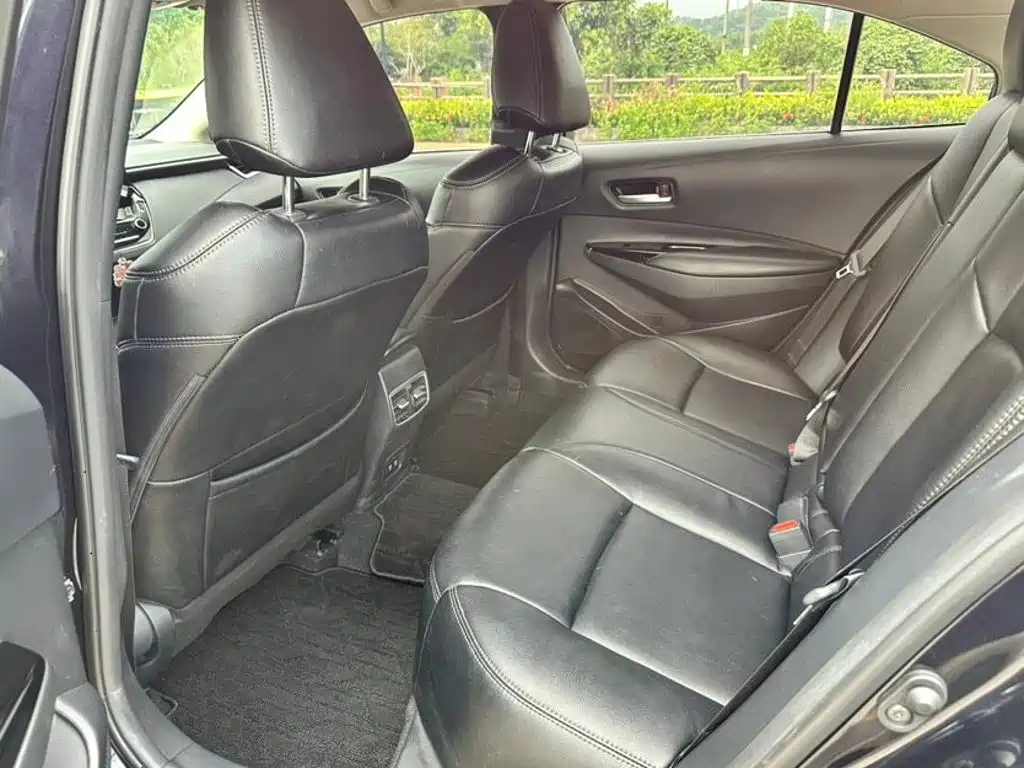 Toyota Allion — миниатюра 8