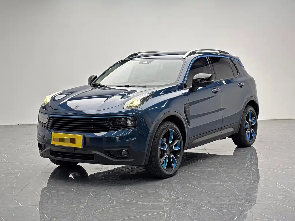 Lynk & Co 01