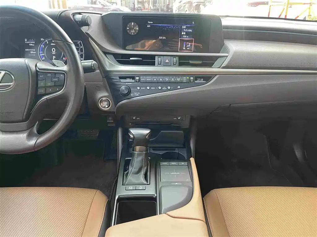 Lexus ES — миниатюра 10