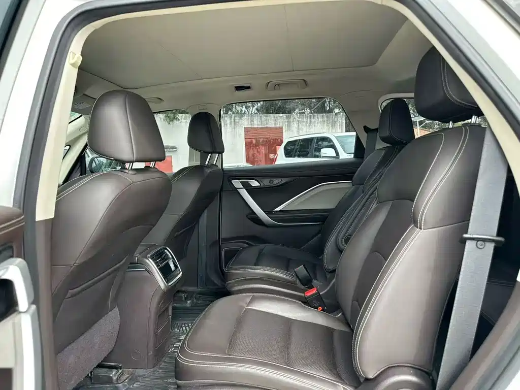 Geely Jia Ji — миниатюра 7