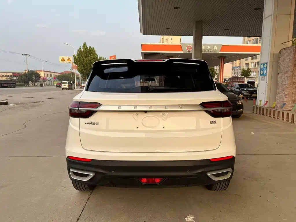 Geely Binyue — миниатюра 16