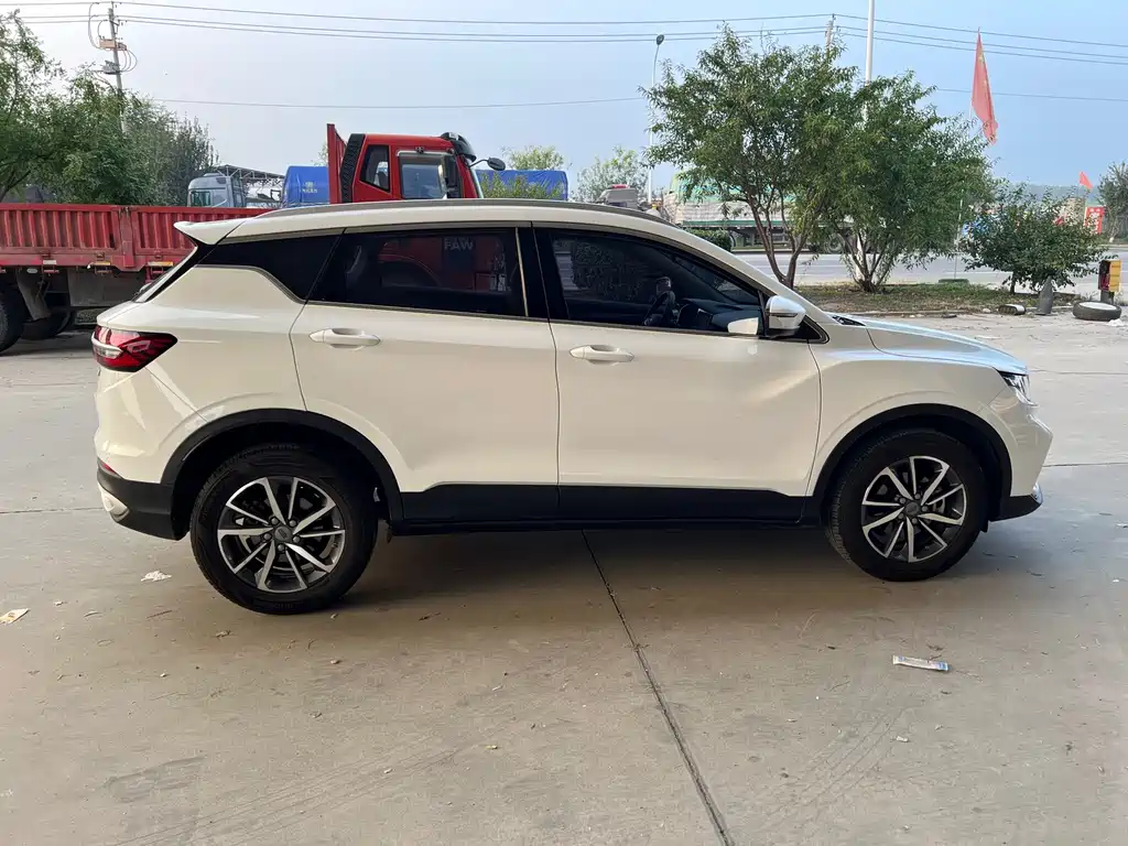 Geely Binyue — миниатюра 2