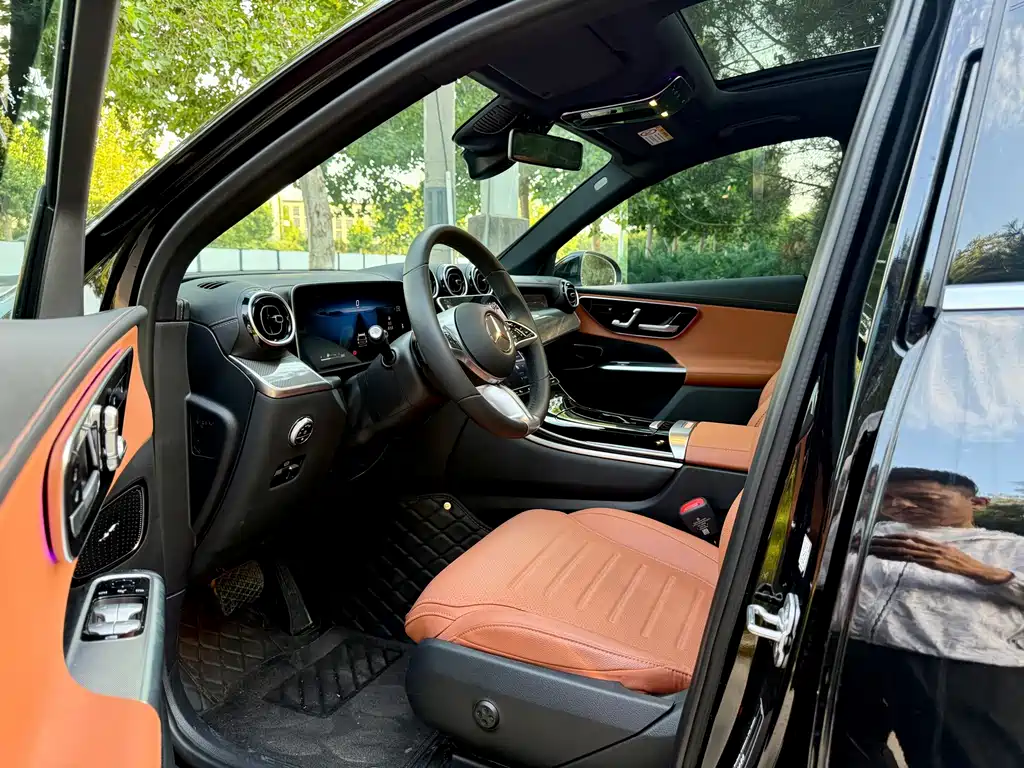Mercedes-Benz GLC — миниатюра 12