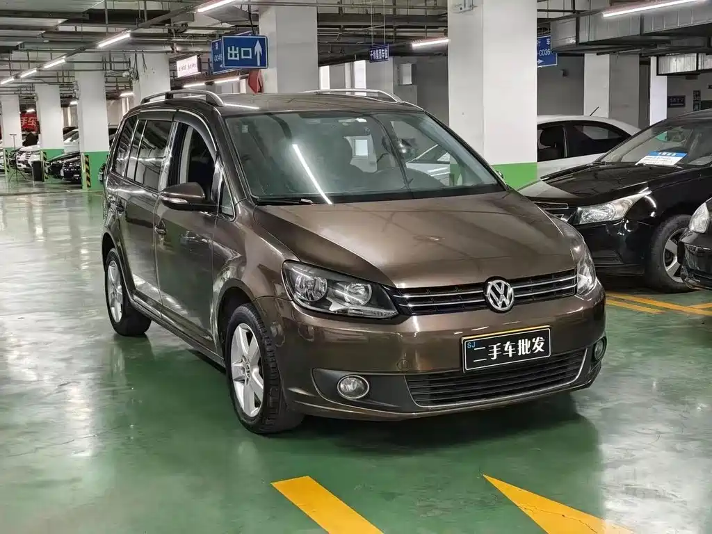 Купить Volkswagen Touran