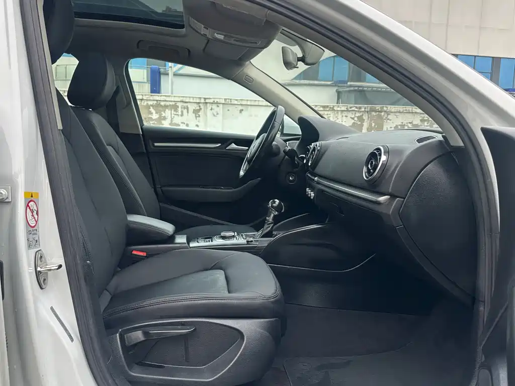 Audi A3 — миниатюра 10
