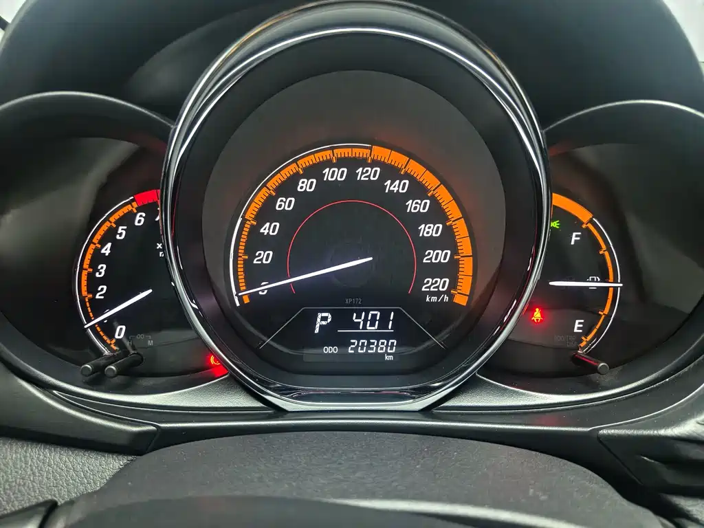 Toyota Yaris L — миниатюра 19