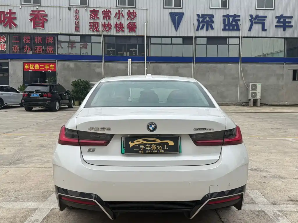 BMW i3 — миниатюра 8