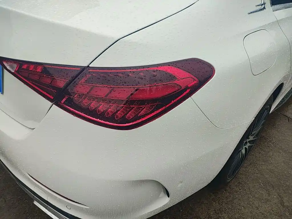 Mercedes-Benz C-Class — миниатюра 8