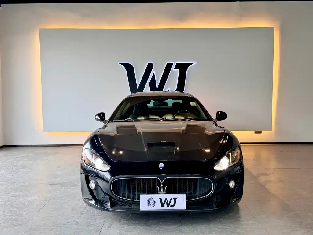 Maserati GranTurismo 2007 4.2L Standard