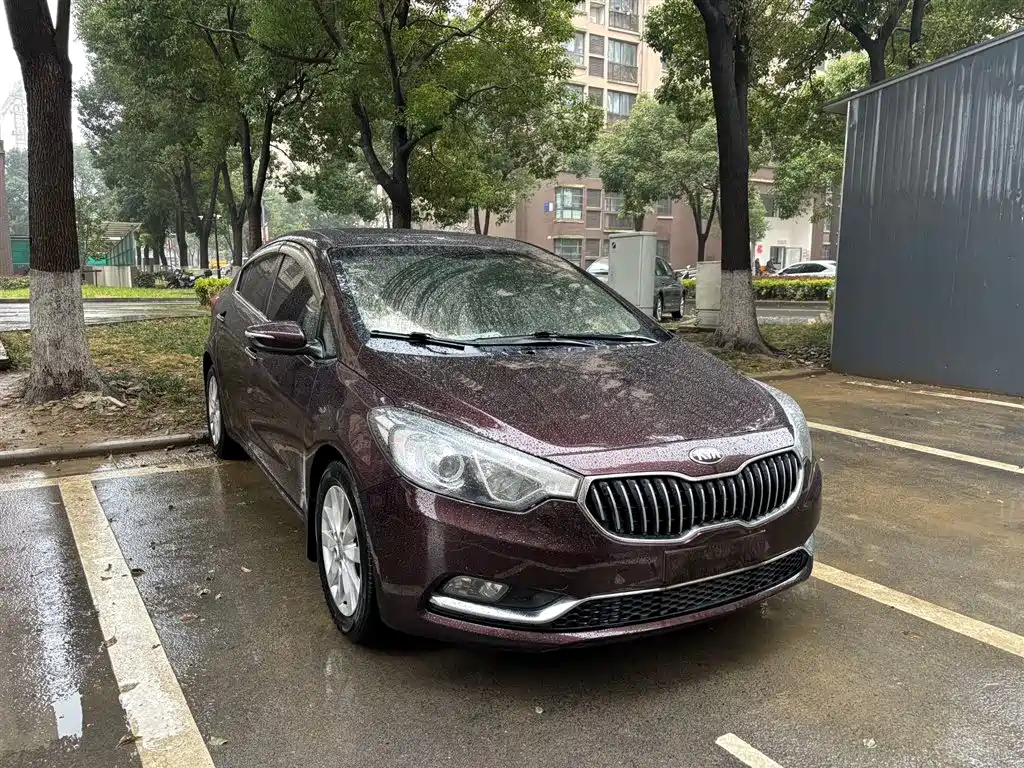 Kia K3 2013 1.6L AT GLS