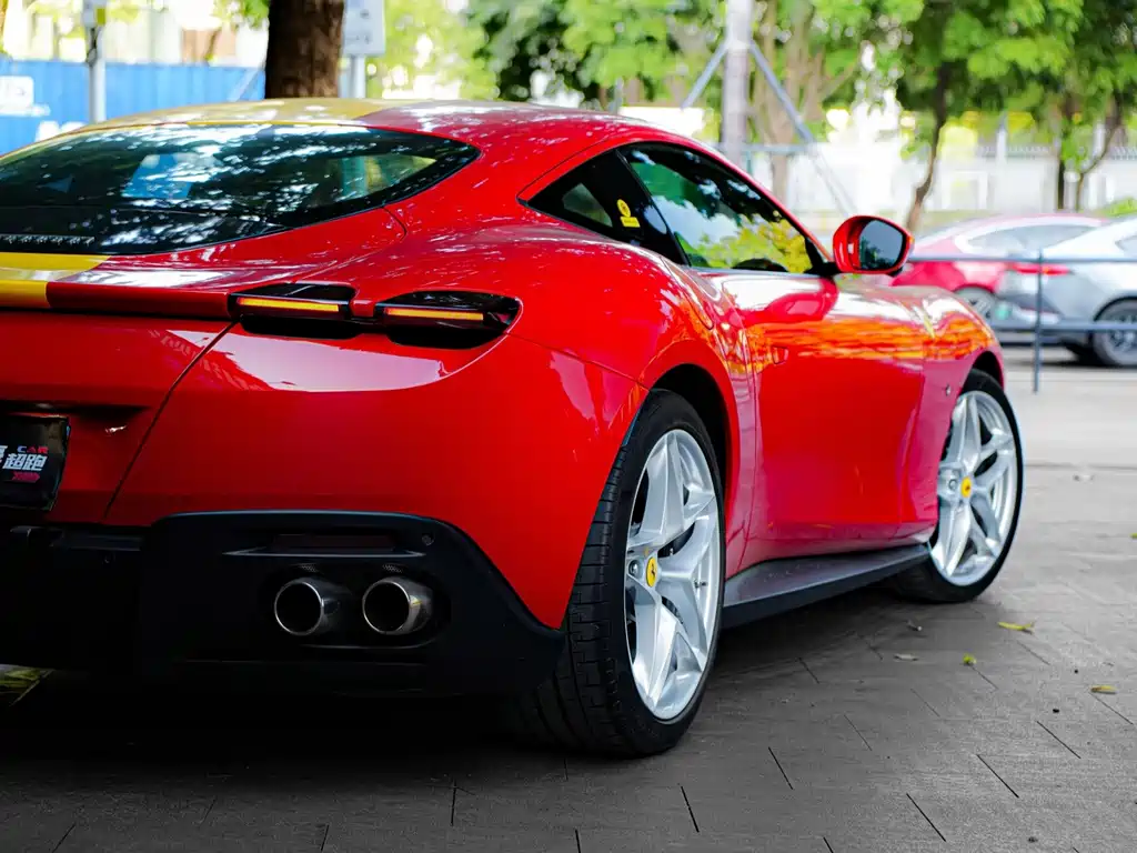 Ferrari Roma — миниатюра 6