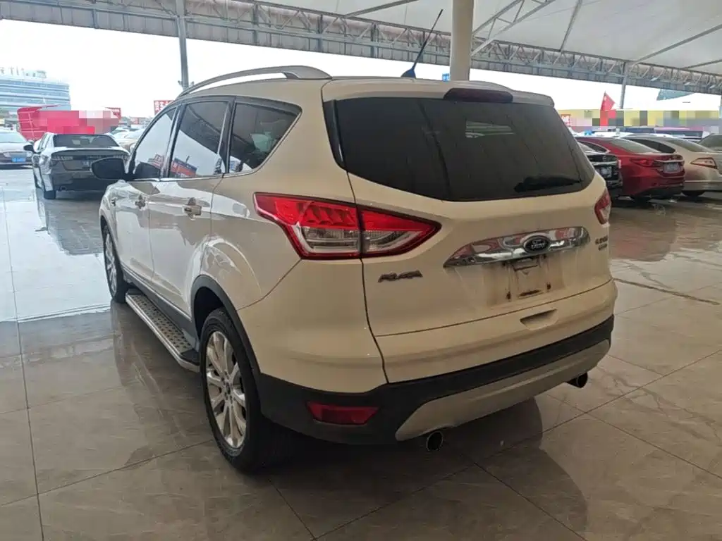 Ford Kuga — миниатюра 5