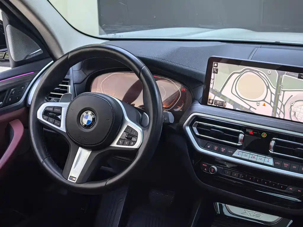 BMW X3 — миниатюра 12