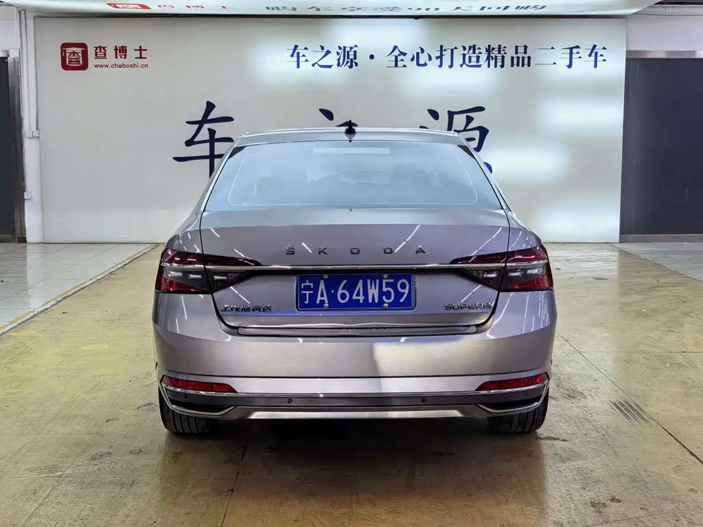 Skoda Superb — миниатюра 4