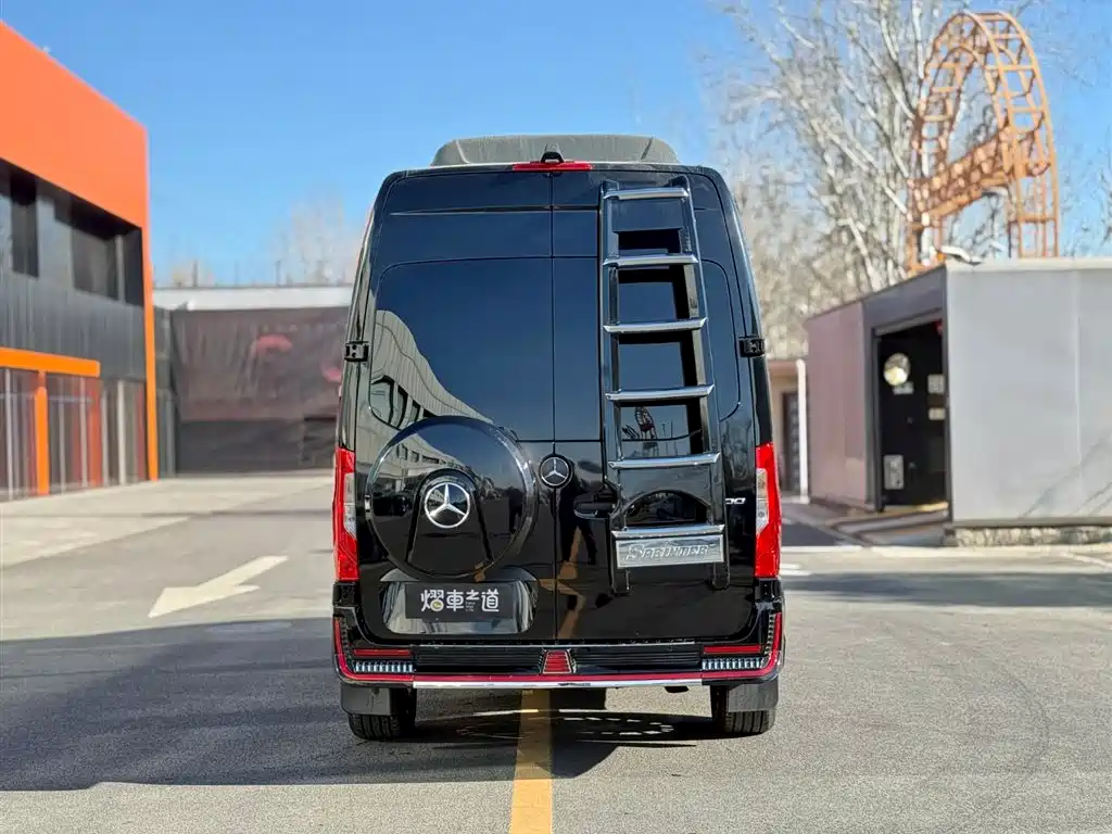 Mercedes-Benz Sprinter - фото 4