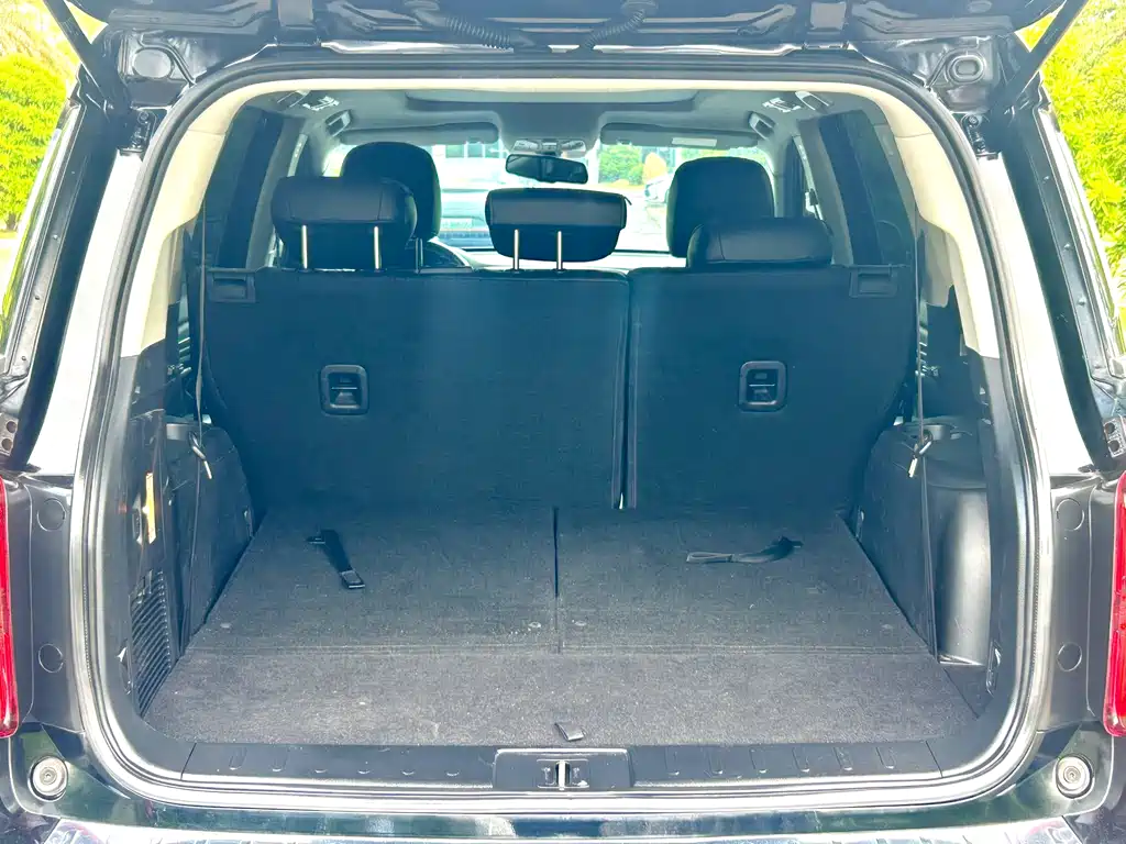 GAC GS8 2020 390T Luxury Smart Connect ( мест)