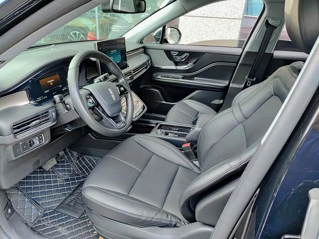 Lincoln Corsair 2.0T 2WD Premium Edition, фото 7
