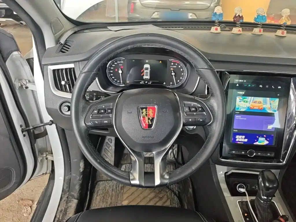 Roewe RX5 — миниатюра 7