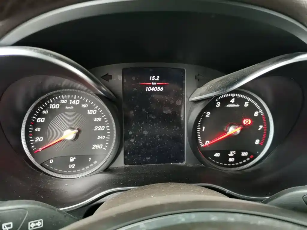 Mercedes-Benz GLC — миниатюра 12