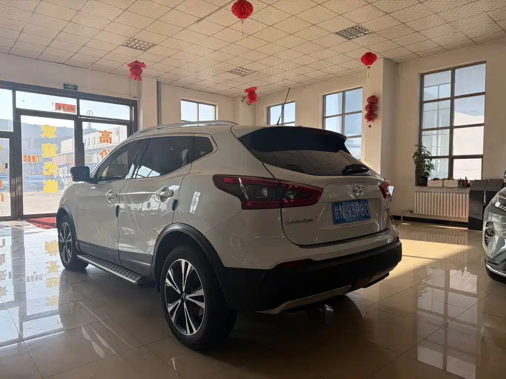 NISSAN QASHQAI