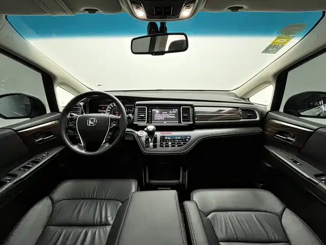 Honda Elysion 2016 2.4L Luxury