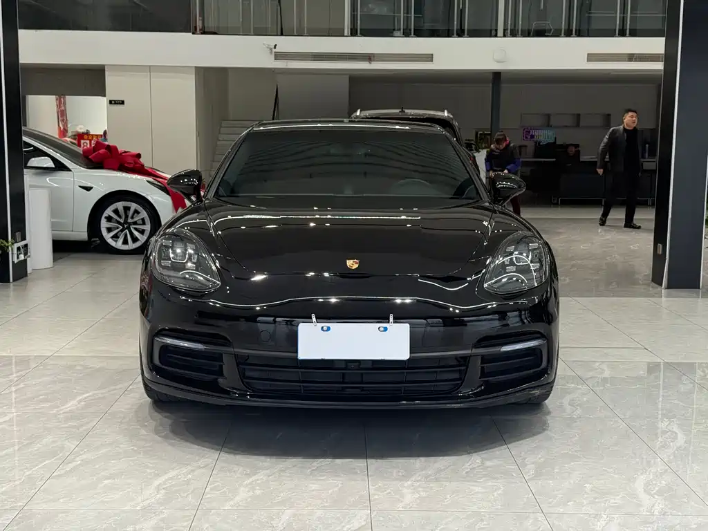 Porsche Panamera 2018