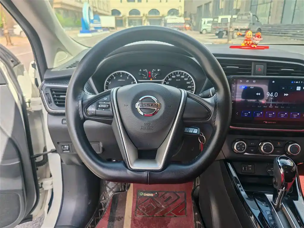 Nissan Bluebird — миниатюра 14