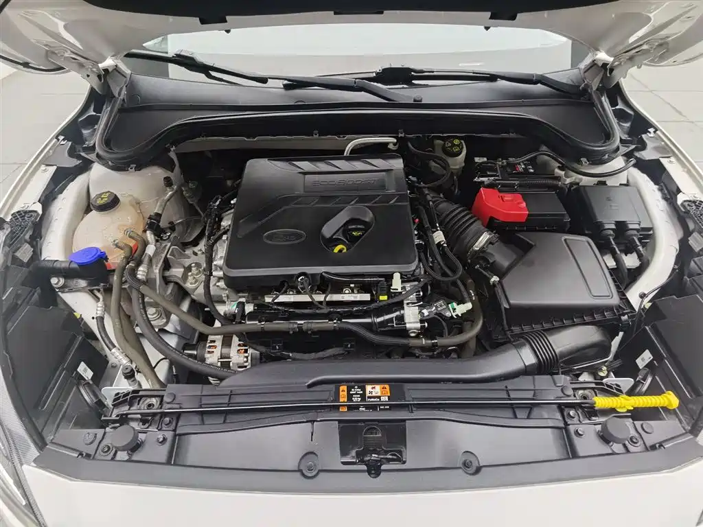 Ford Focus 2021 EcoBoost 180 AT