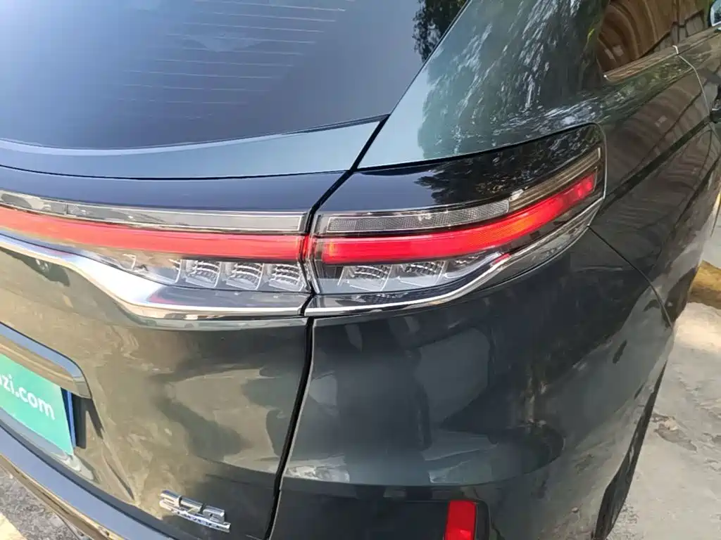 Honda UR-V — миниатюра 8