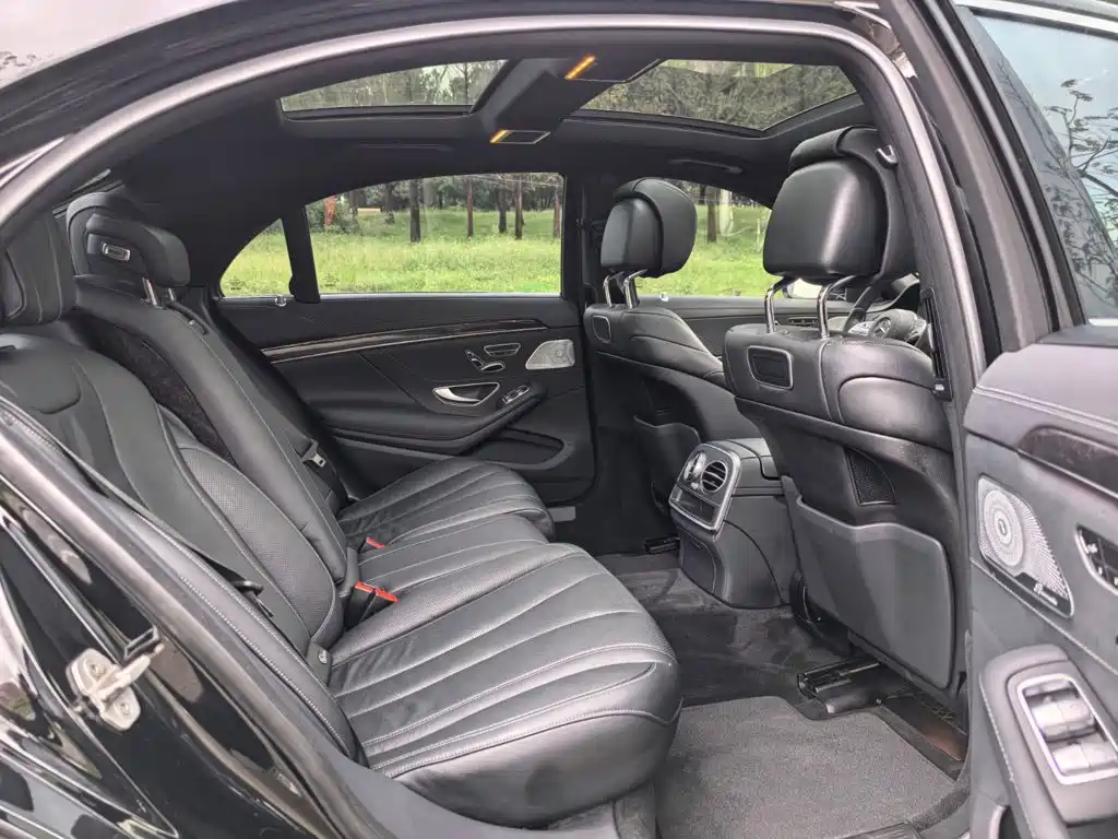 Mercedes-Benz S-Class — миниатюра 12