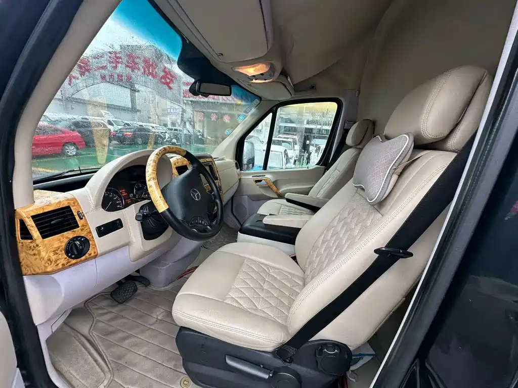 Mercedes-Benz Sprinter — миниатюра 5