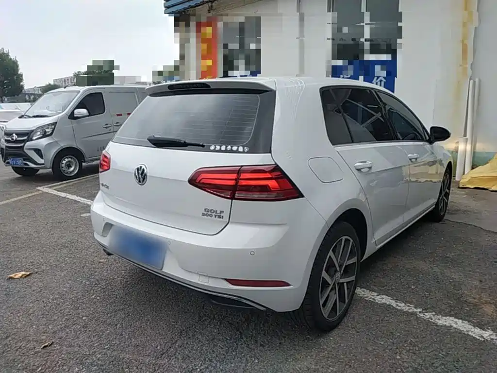 Volkswagen Golf — миниатюра 7